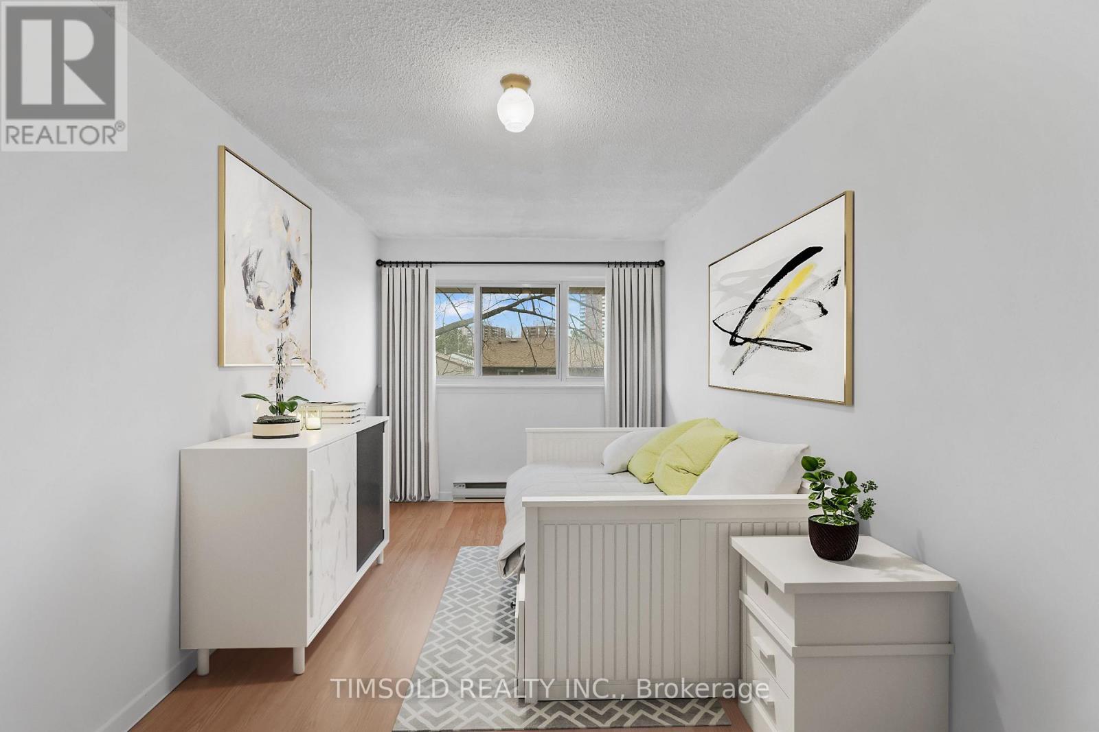 3 - 170 Wickson Trail, Toronto, ON - Indoor