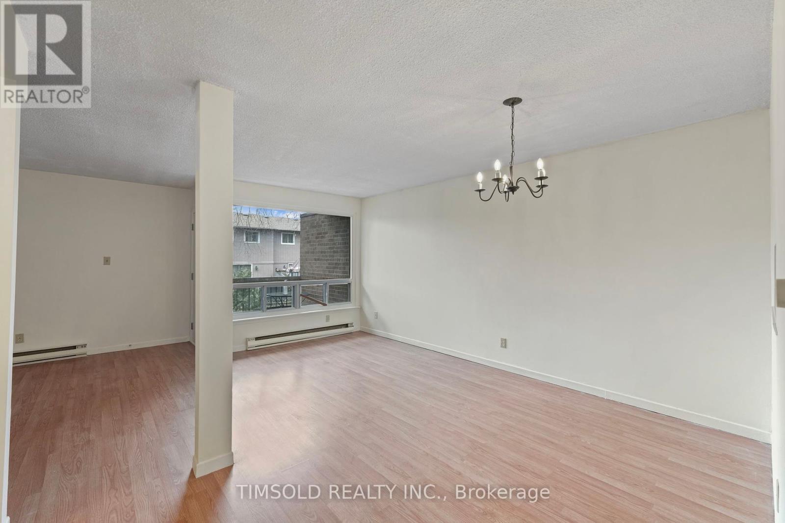 3 - 170 Wickson Trail, Toronto, ON - Indoor Photo Showing Other Room