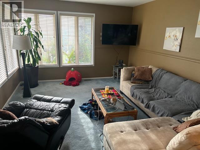 3599 Lakeshore Road Lot# A, Kelowna, BC - Indoor Photo Showing Living Room