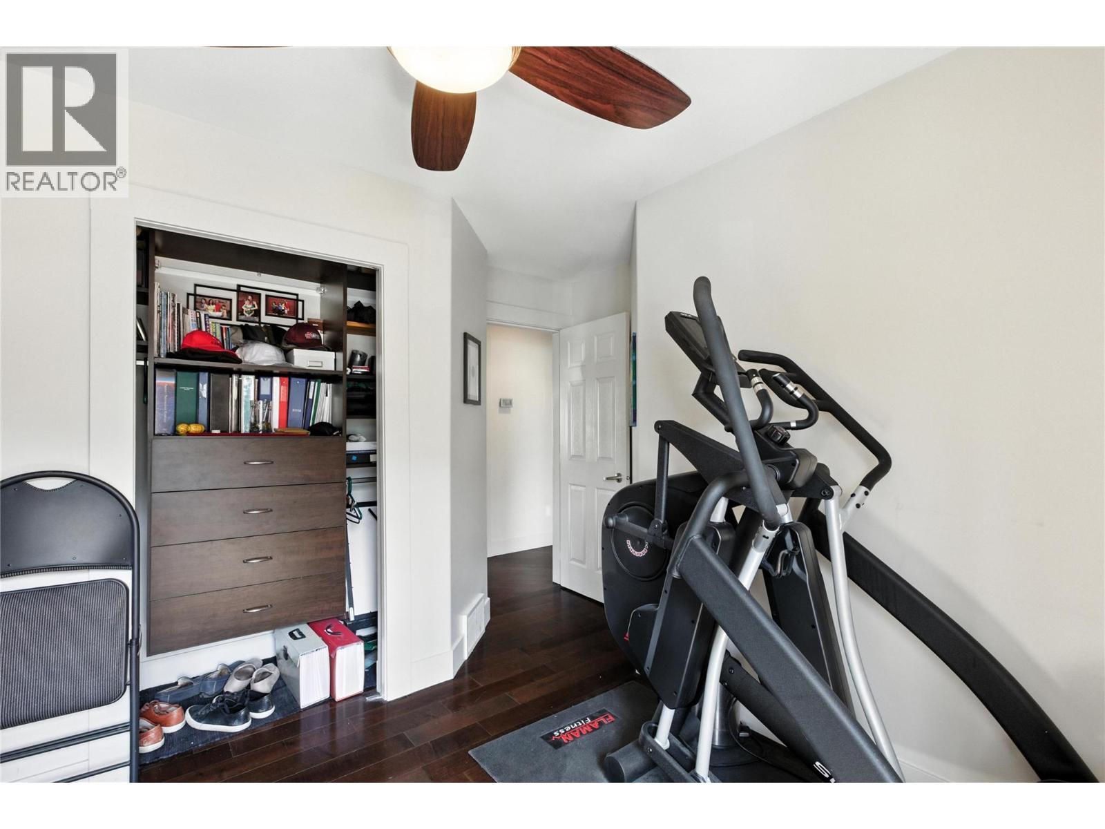 4990 Kipp Road, Kamloops, BC - Indoor