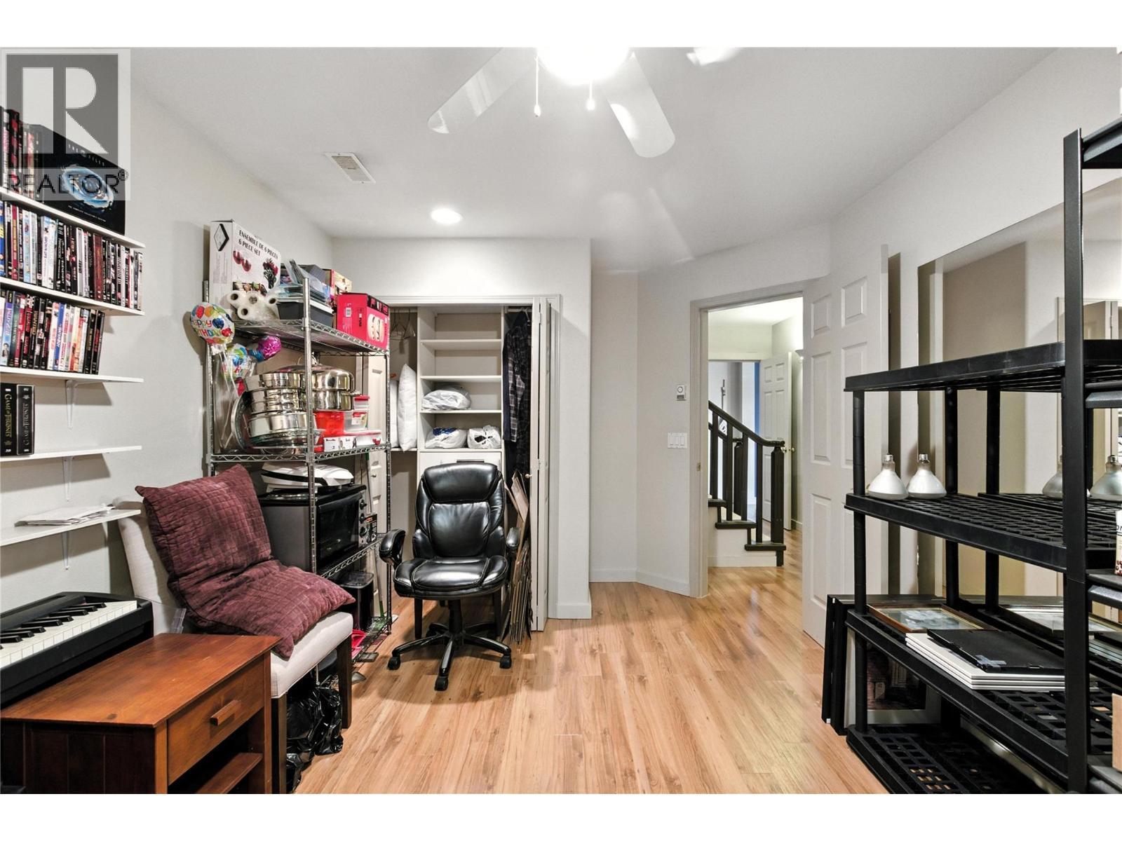 4990 Kipp Road, Kamloops, BC - Indoor