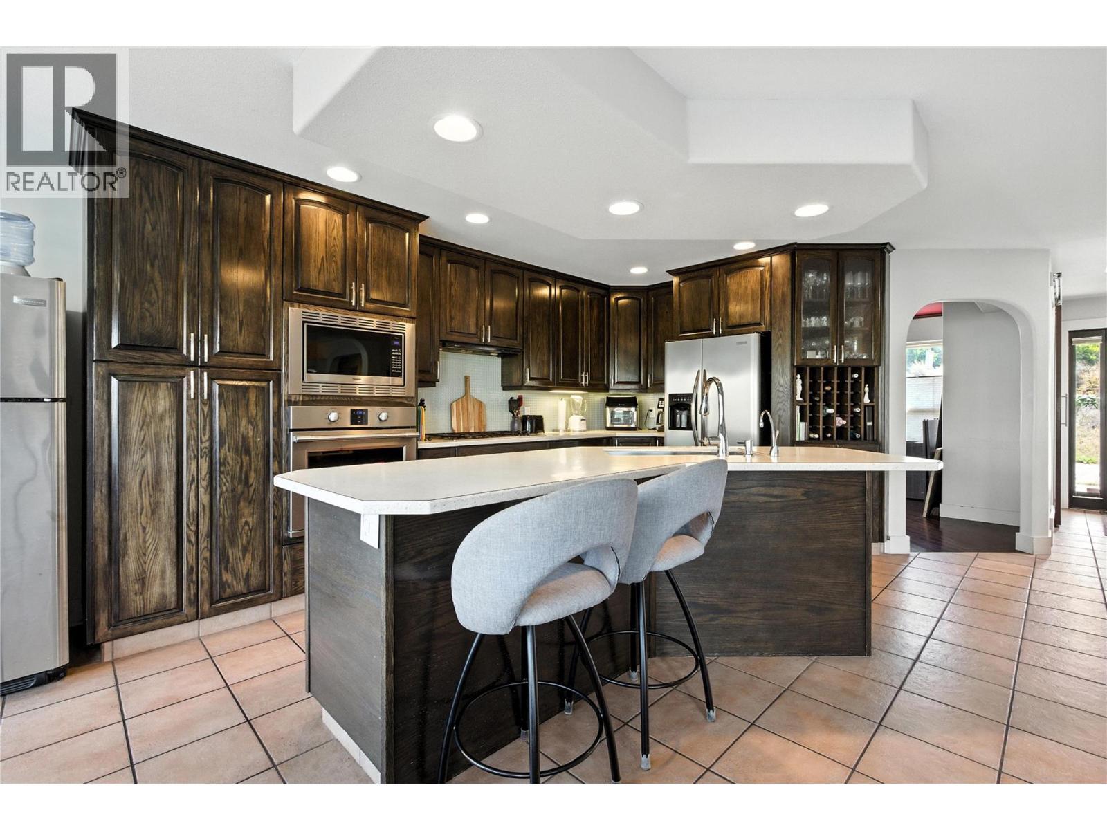4990 Kipp Road, Kamloops, BC - Indoor Photo Showing Kitchen With Upgraded Kitchen