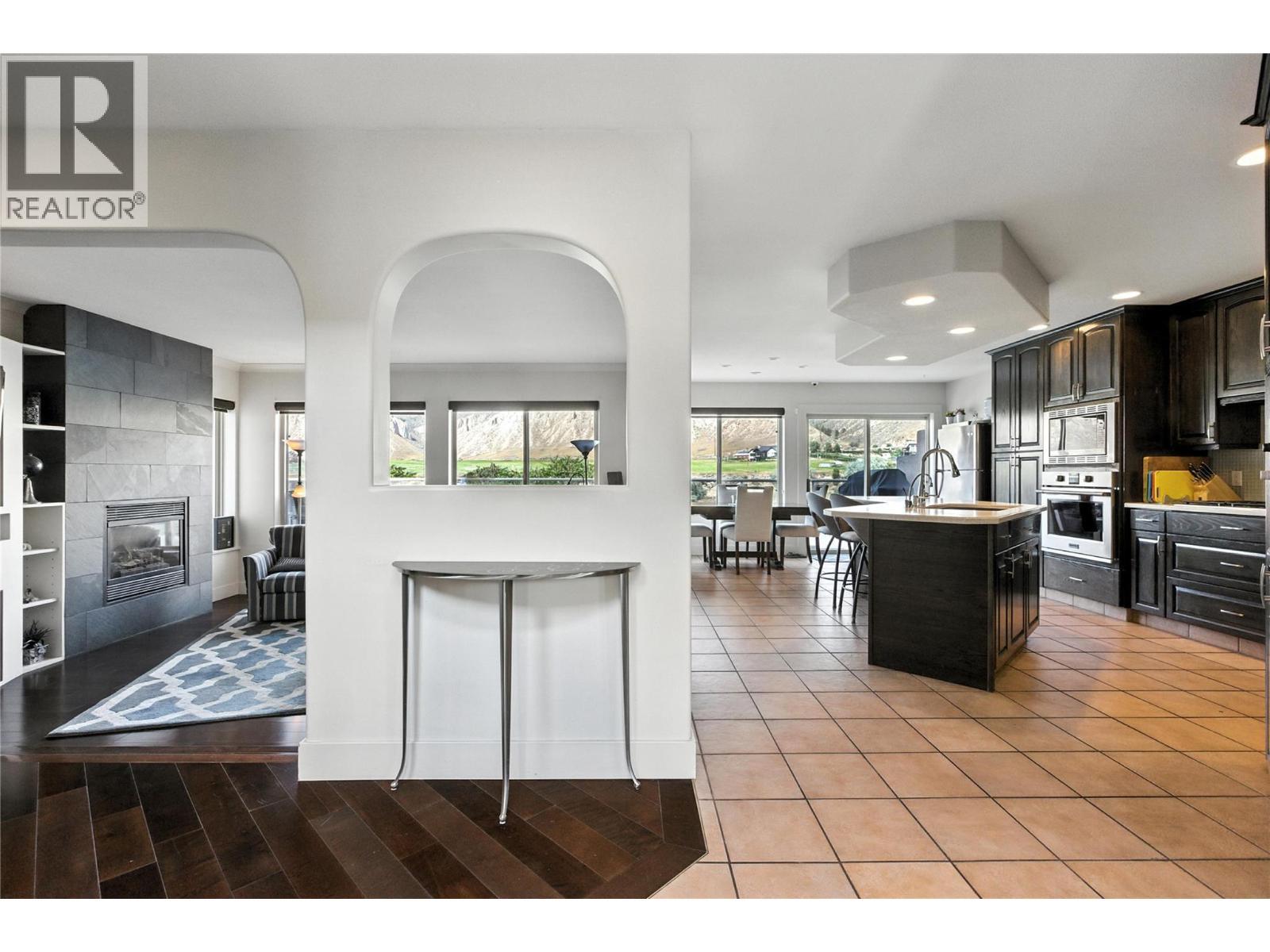 4990 Kipp Road, Kamloops, BC - Indoor With Fireplace