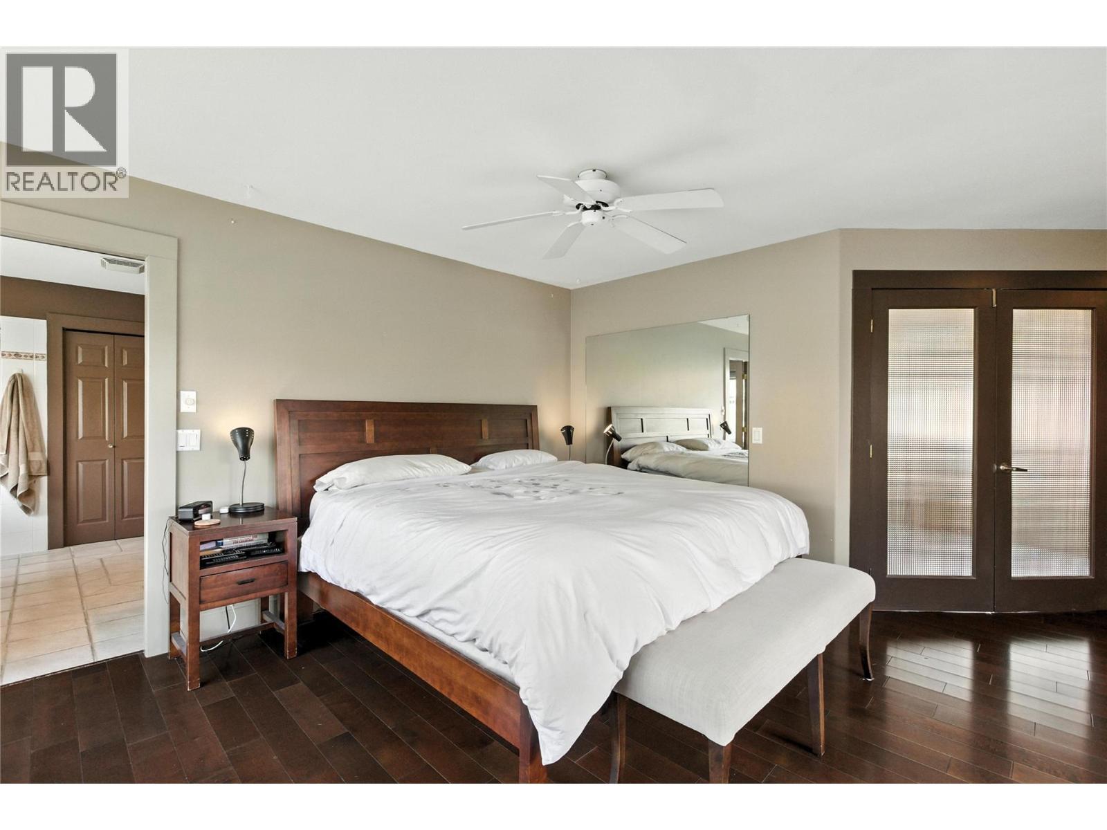 4990 Kipp Road, Kamloops, BC - Indoor Photo Showing Bedroom
