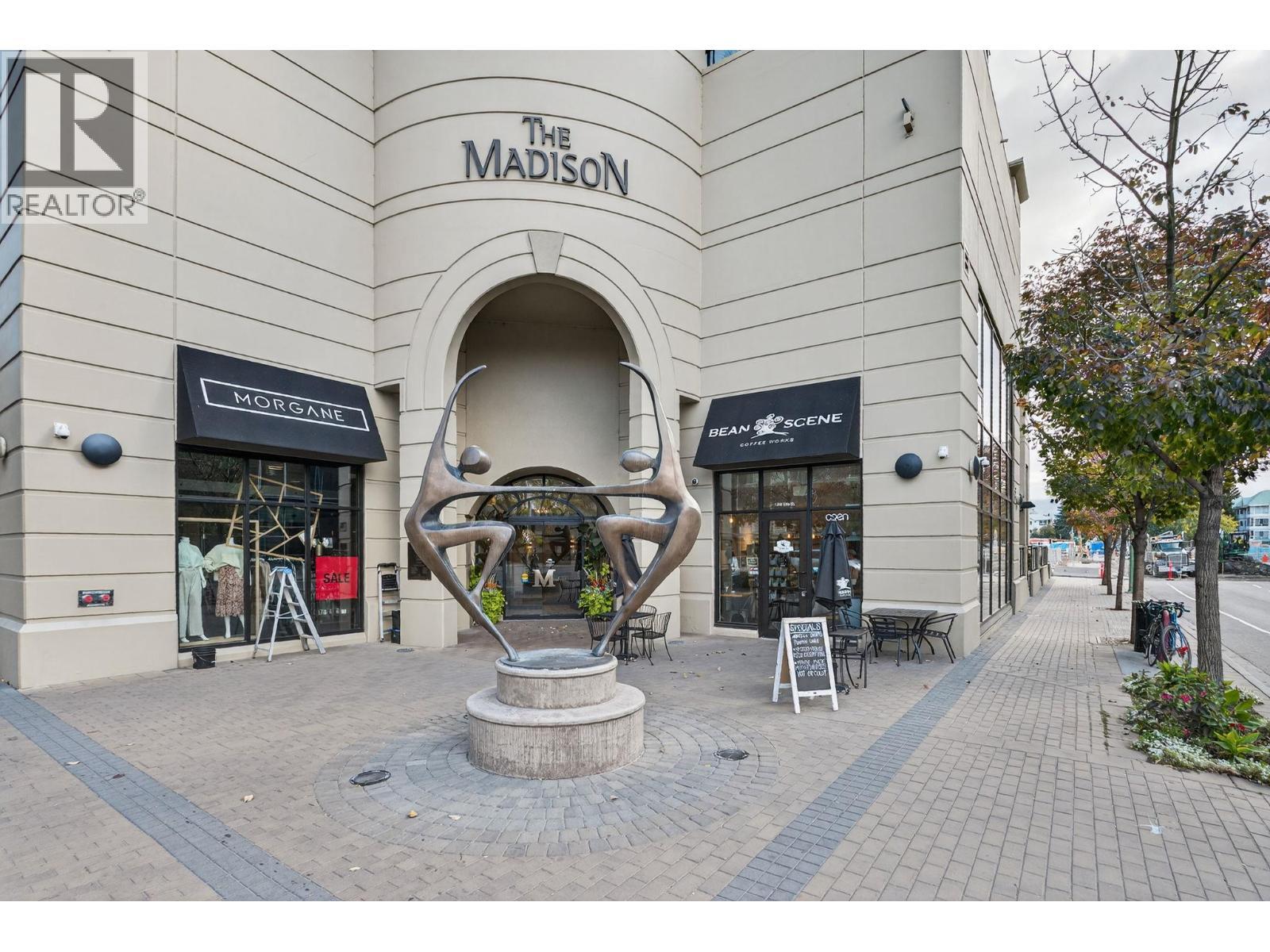 1615 Dickson Avenue Unit# 100, Kelowna, BC