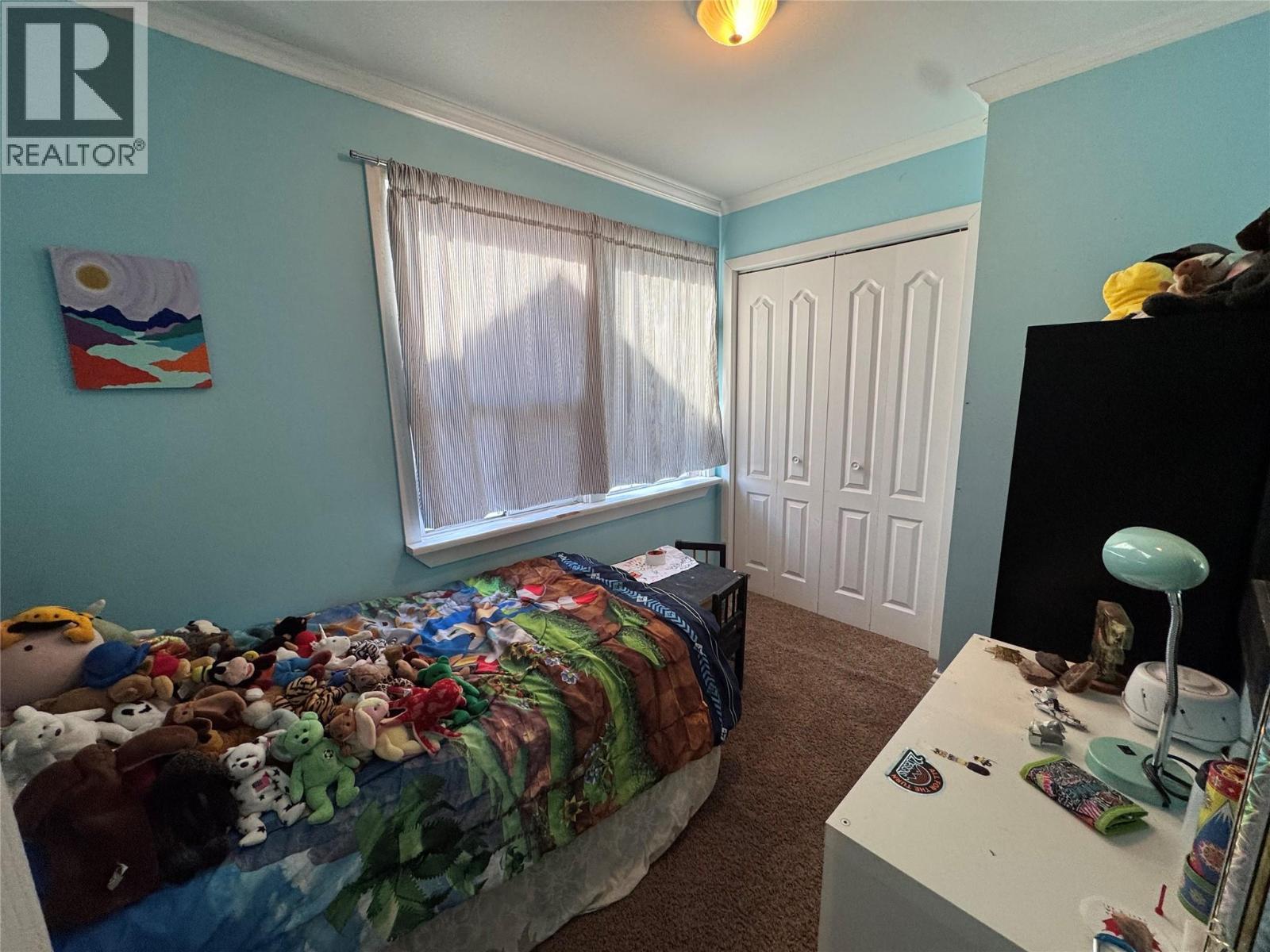 419 Ritchie St, Kimberley, BC - Indoor Photo Showing Bedroom