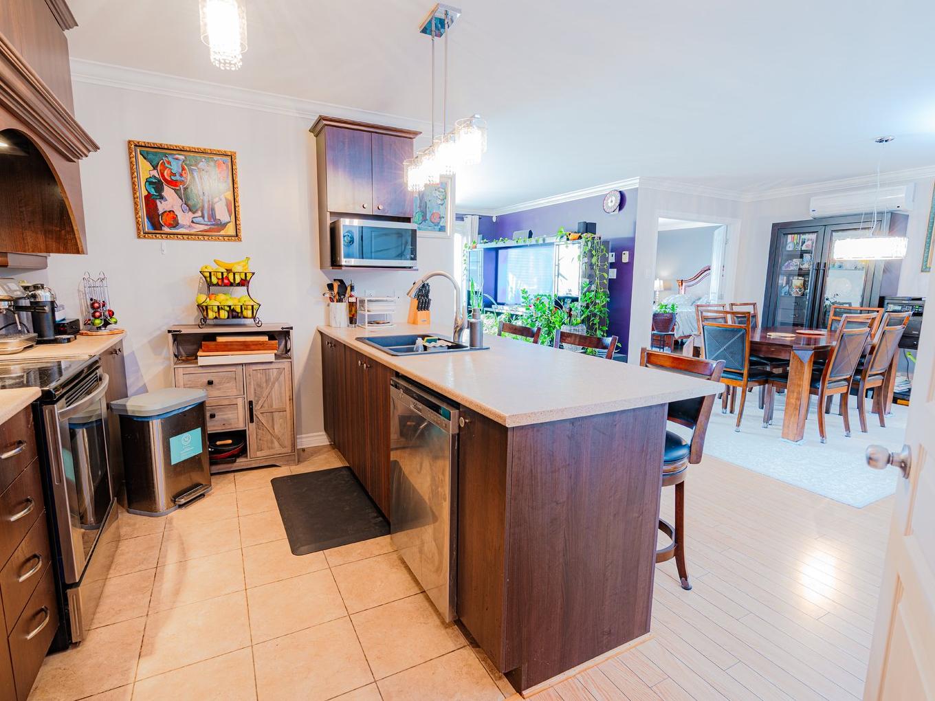 Kitchen - 5-654 Rue Des Sureaux, Boucherville, QC - Indoor Photo Showing Kitchen With Double Sink