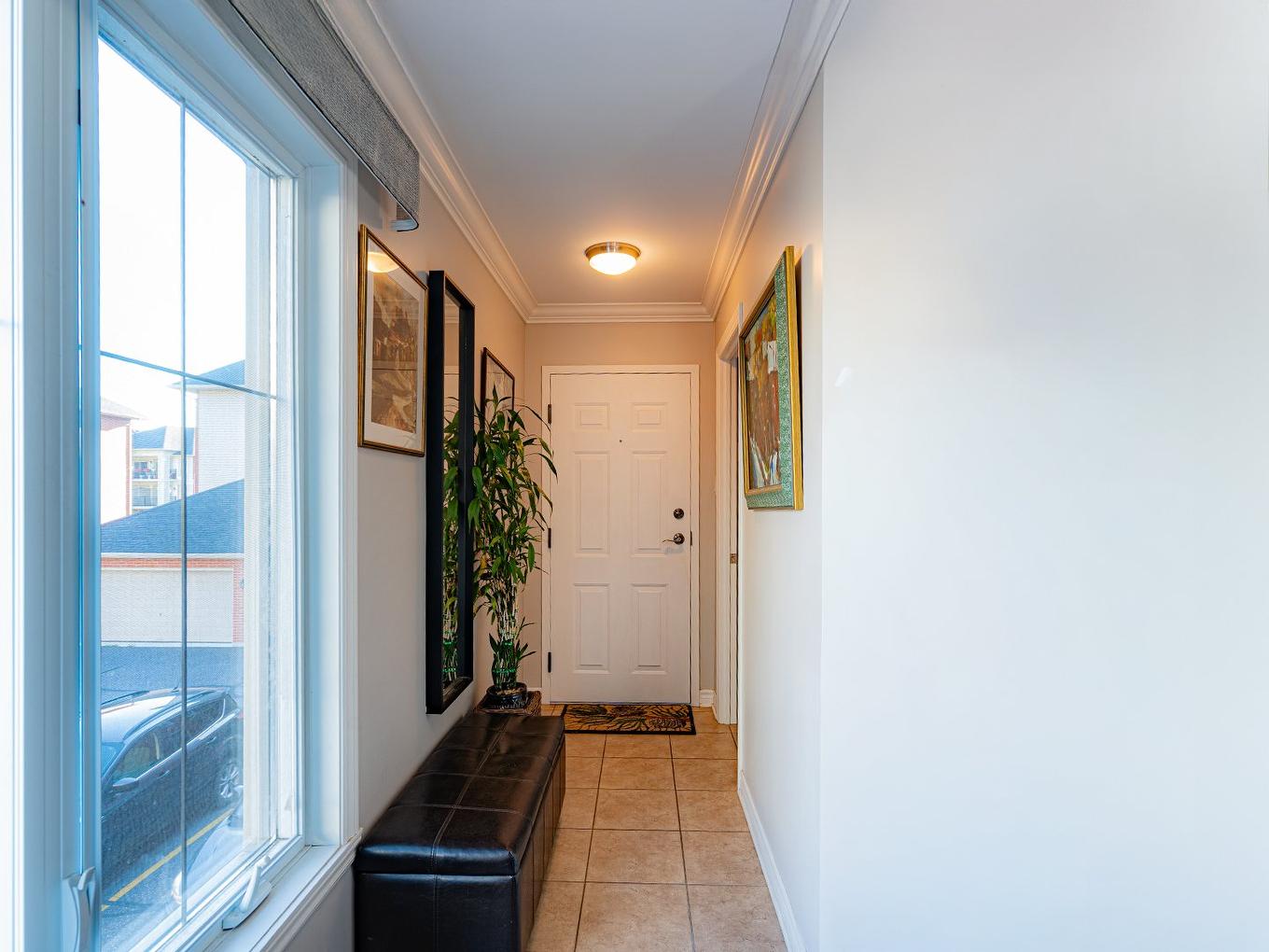 Hall - 5-654 Rue Des Sureaux, Boucherville, QC - Indoor Photo Showing Other Room