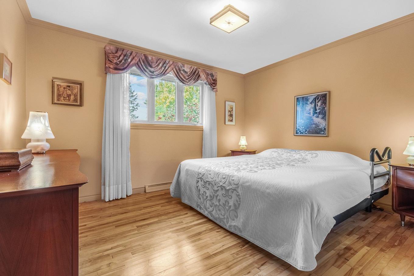 Chambre à coucher - 2572 - 2574 Rue De Port-Royal, Québec (Sainte-Foy/Sillery/Cap-Rouge), QC - Indoor Photo Showing Bedroom