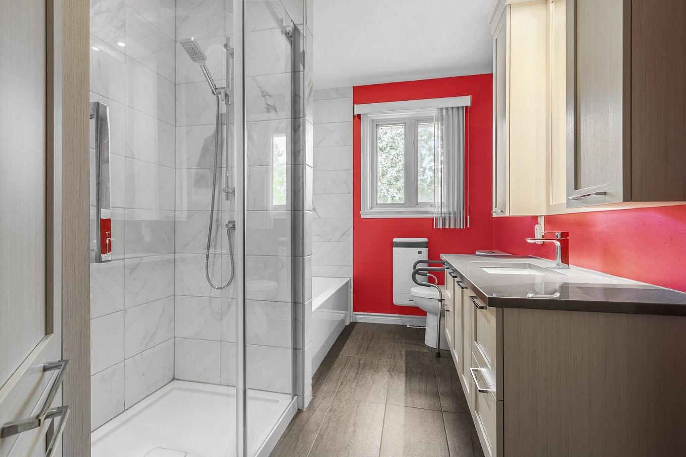 Salle de bains - 2572 - 2574 Rue De Port-Royal, Québec (Sainte-Foy/Sillery/Cap-Rouge), QC - Indoor Photo Showing Bathroom