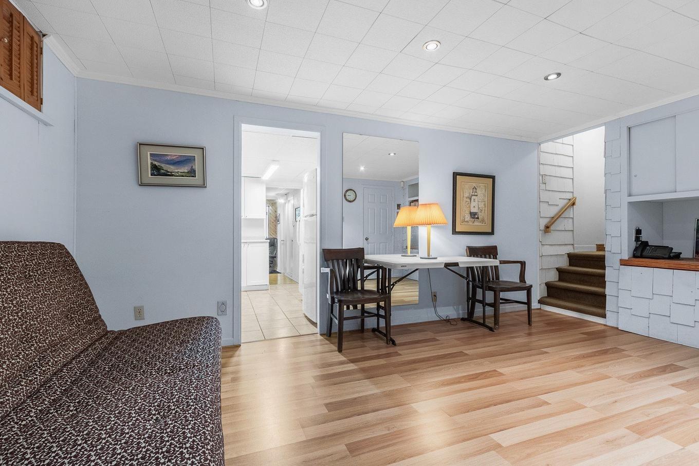 Salle familiale - 2572 - 2574 Rue De Port-Royal, Québec (Sainte-Foy/Sillery/Cap-Rouge), QC - Indoor