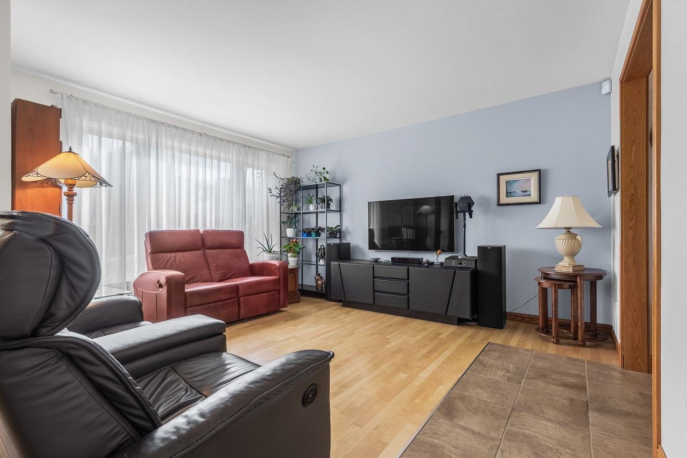 Salon - 2572 - 2574 Rue De Port-Royal, Québec (Sainte-Foy/Sillery/Cap-Rouge), QC - Indoor Photo Showing Living Room