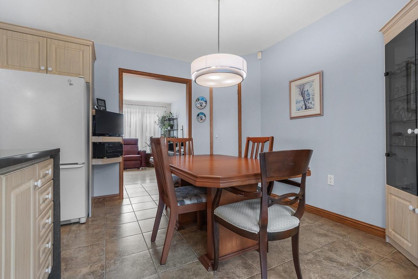 Salle à manger - 2572 - 2574 Rue De Port-Royal, Québec (Sainte-Foy/Sillery/Cap-Rouge), QC - Indoor Photo Showing Dining Room