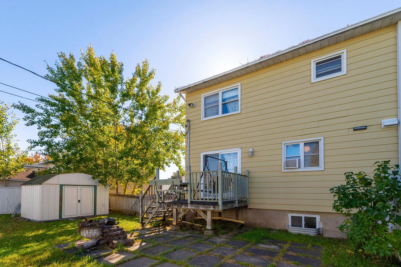 Cour - 243 Rue Guyon, Saint-Eustache, QC - Outdoor With Exterior