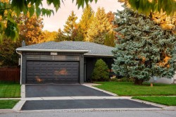 3495 Riverspray Crescent  Mississauga, ON L4Y 3M6