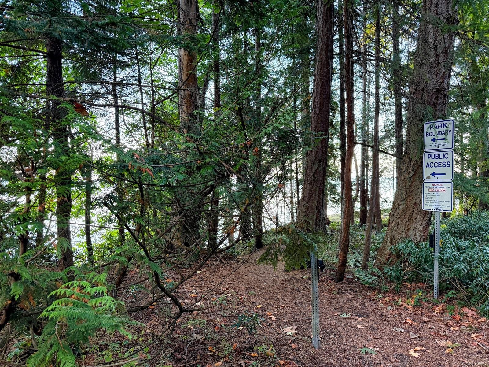 4781 Mcguffie Rd, Nanaimo, BC