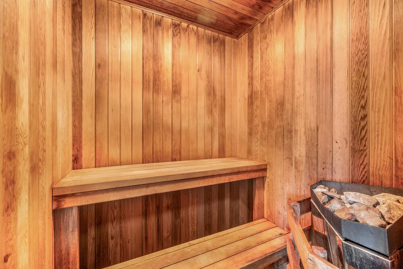 Sauna - 1002-1900 Boul. Angrignon, Montréal (Lasalle), QC - Indoor Photo Showing Other Room