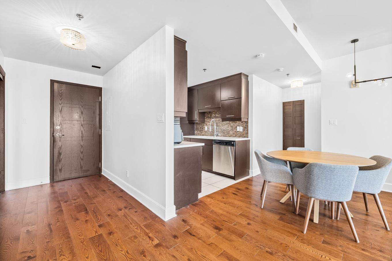 Corridor - 1002-1900 Boul. Angrignon, Montréal (Lasalle), QC - Indoor Photo Showing Other Room