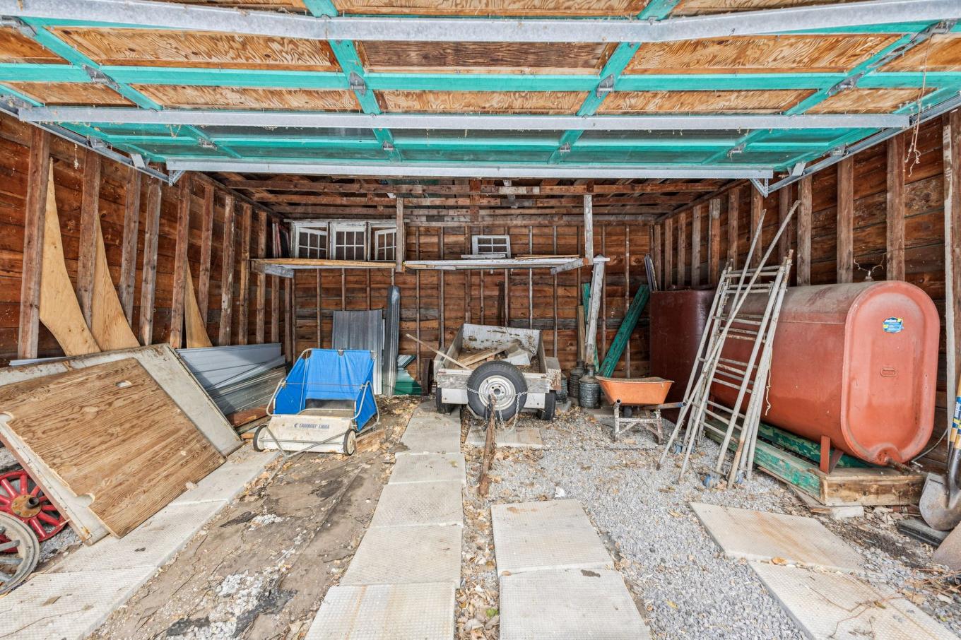 Garage - 13 Rue Atholl-Doune, Gatineau (Aylmer), QC -