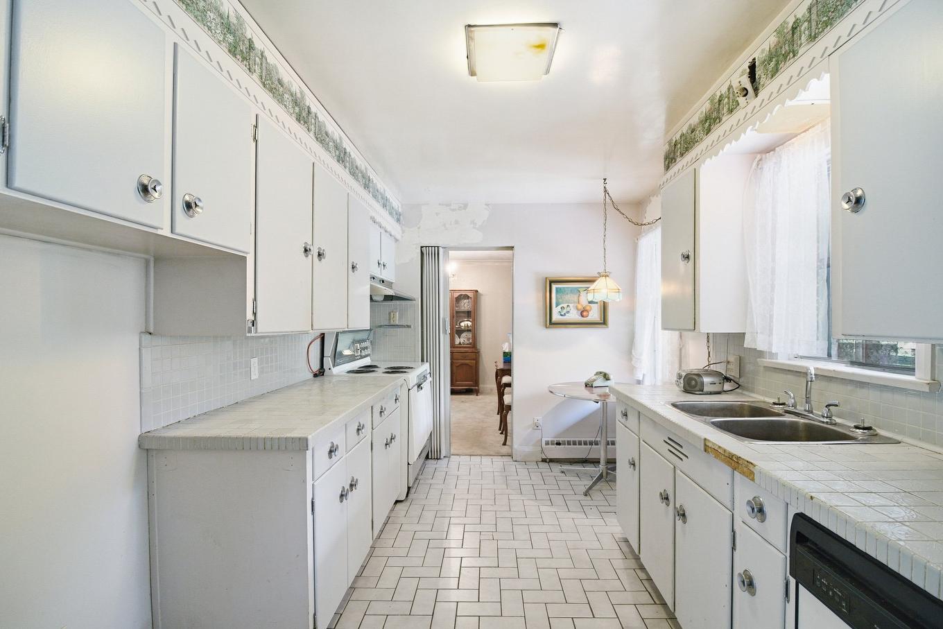 Cuisine - 13 Rue Atholl-Doune, Gatineau (Aylmer), QC - Indoor Photo Showing Kitchen With Double Sink