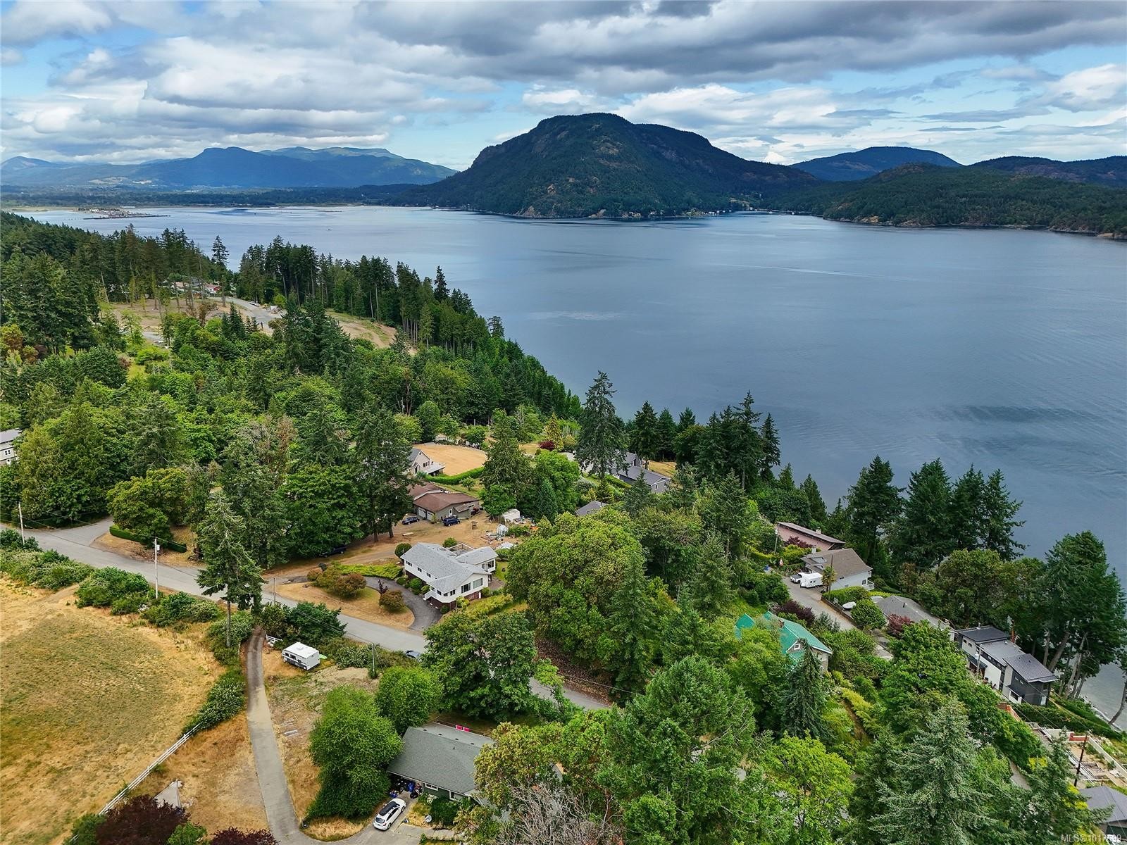 1125 Fairbanks Rd, Duncan, BC