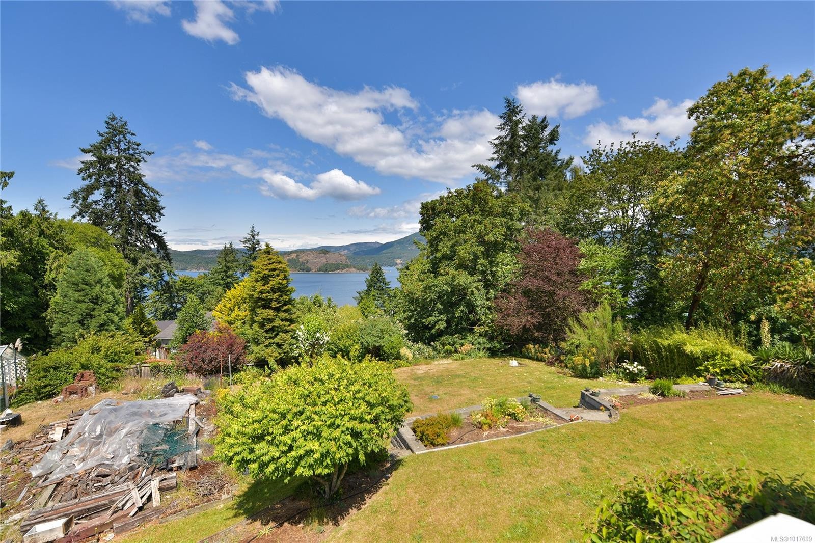 1125 Fairbanks Rd, Duncan, BC