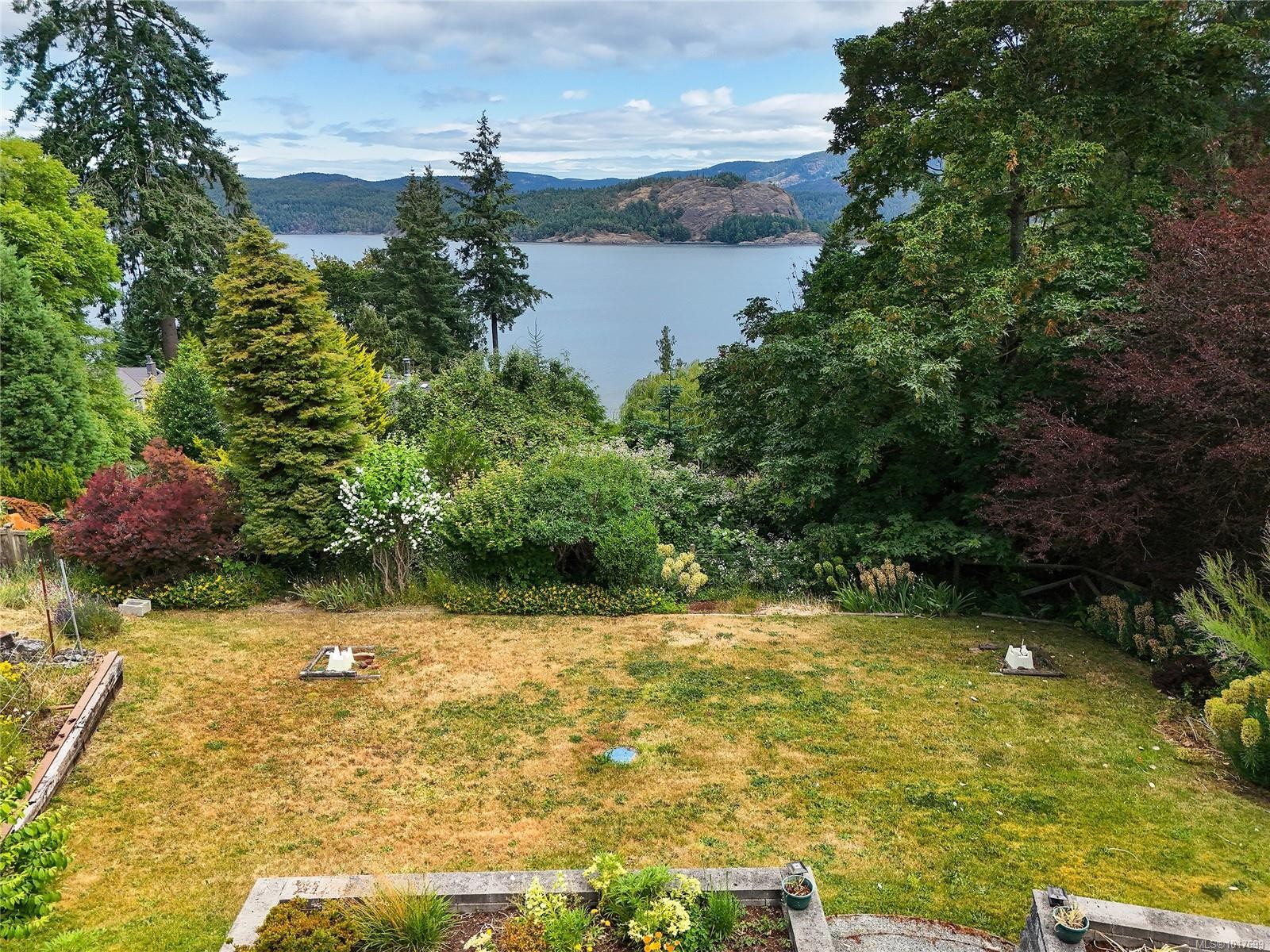 1125 Fairbanks Rd, Duncan, BC