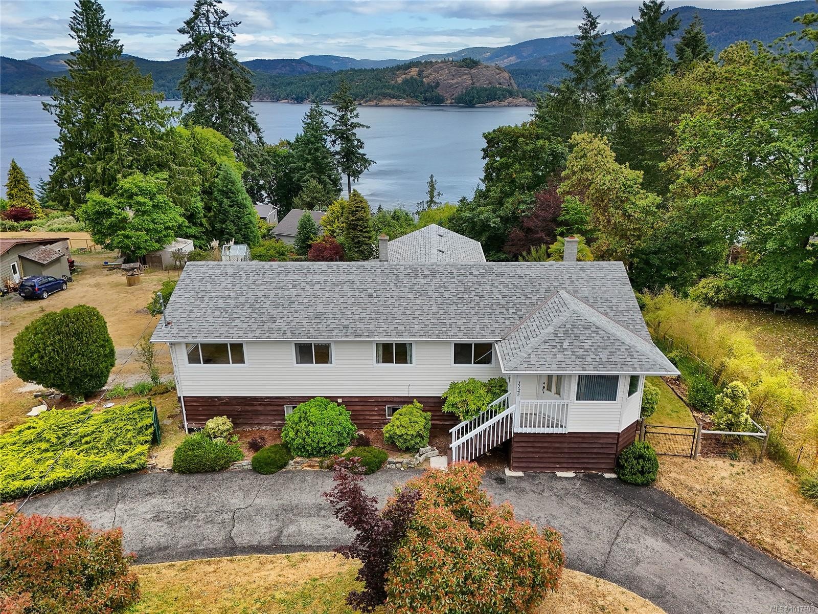 1125 Fairbanks Rd, Duncan, BC