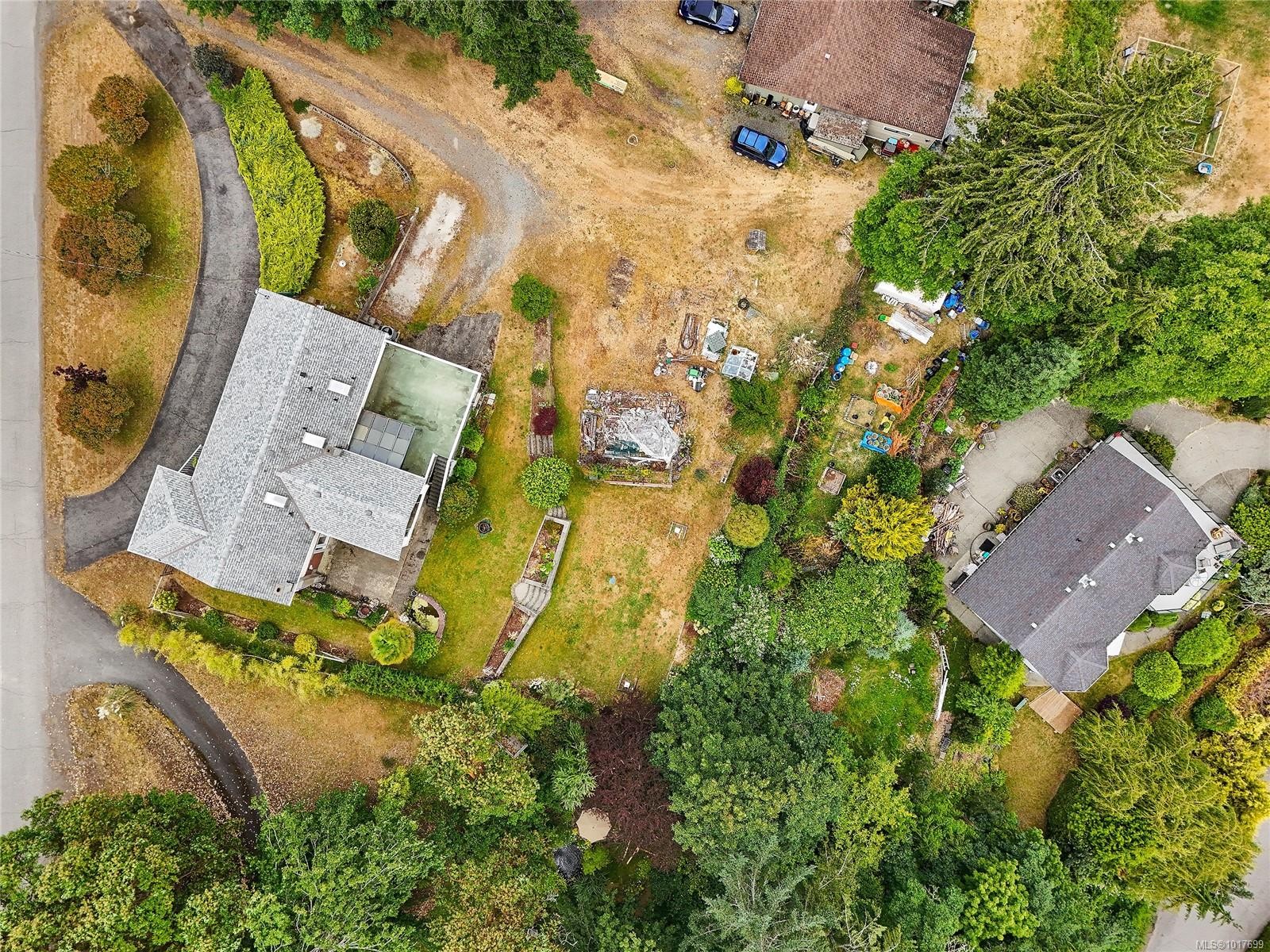 1125 Fairbanks Rd, Duncan, BC