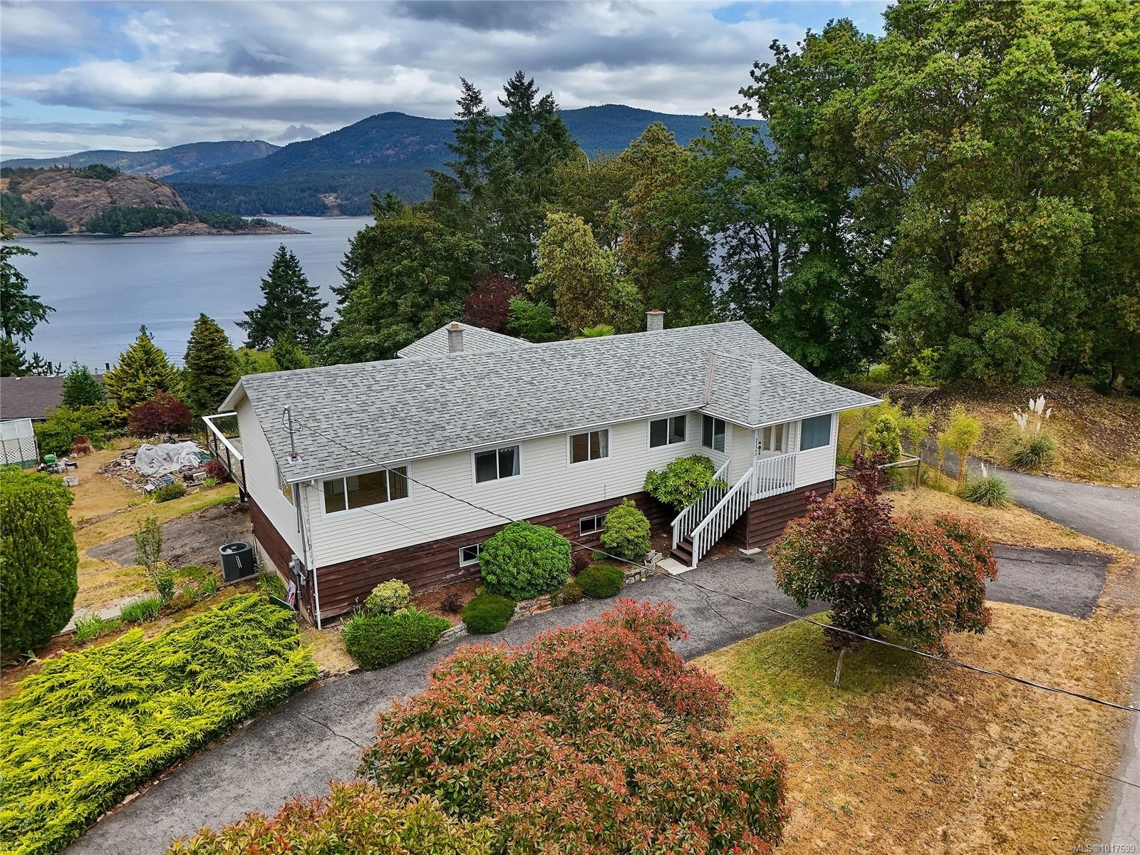 1125 Fairbanks Rd, Duncan, BC