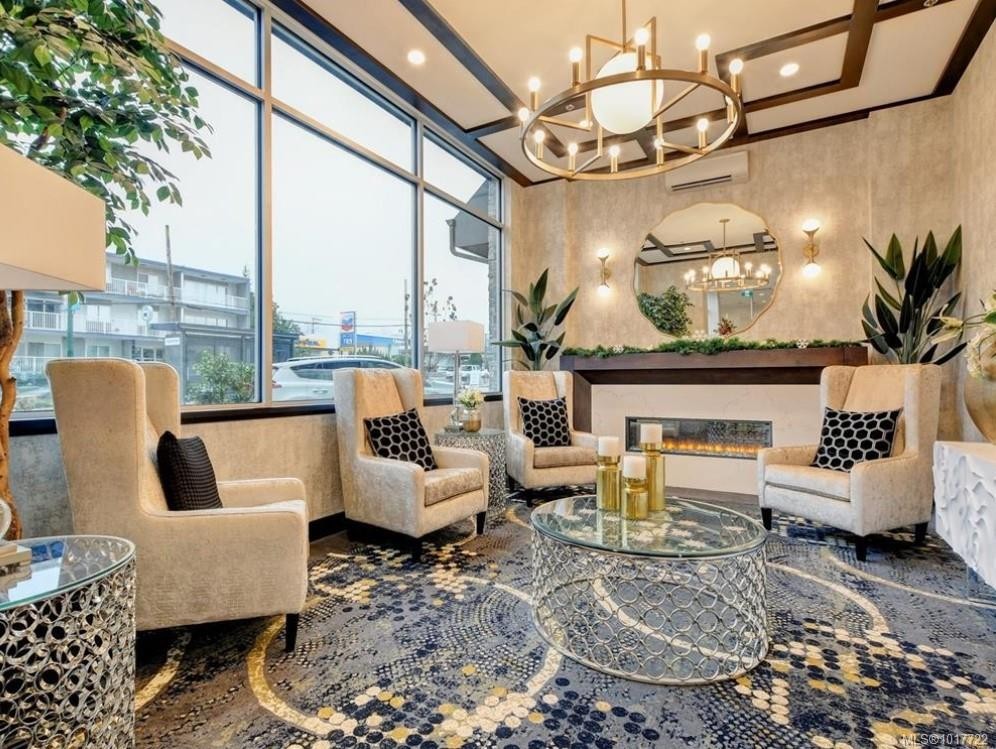 903-622 Admirals Rd, Esquimalt, BC - Indoor