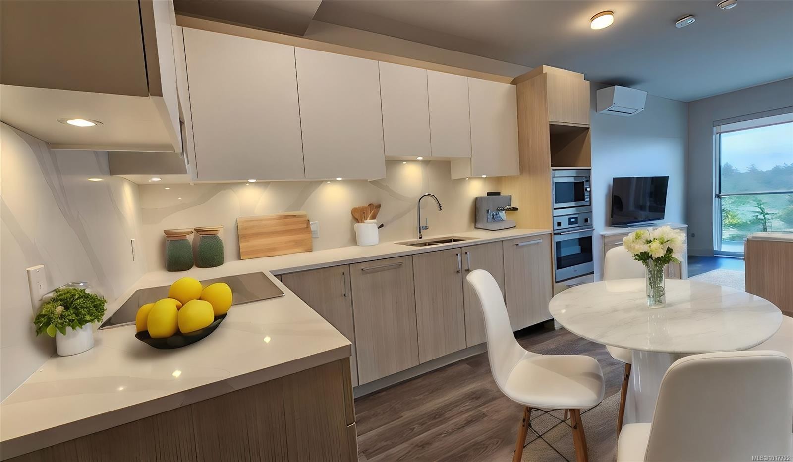 903-622 Admirals Rd, Esquimalt, BC - Indoor Photo Showing Dining Room