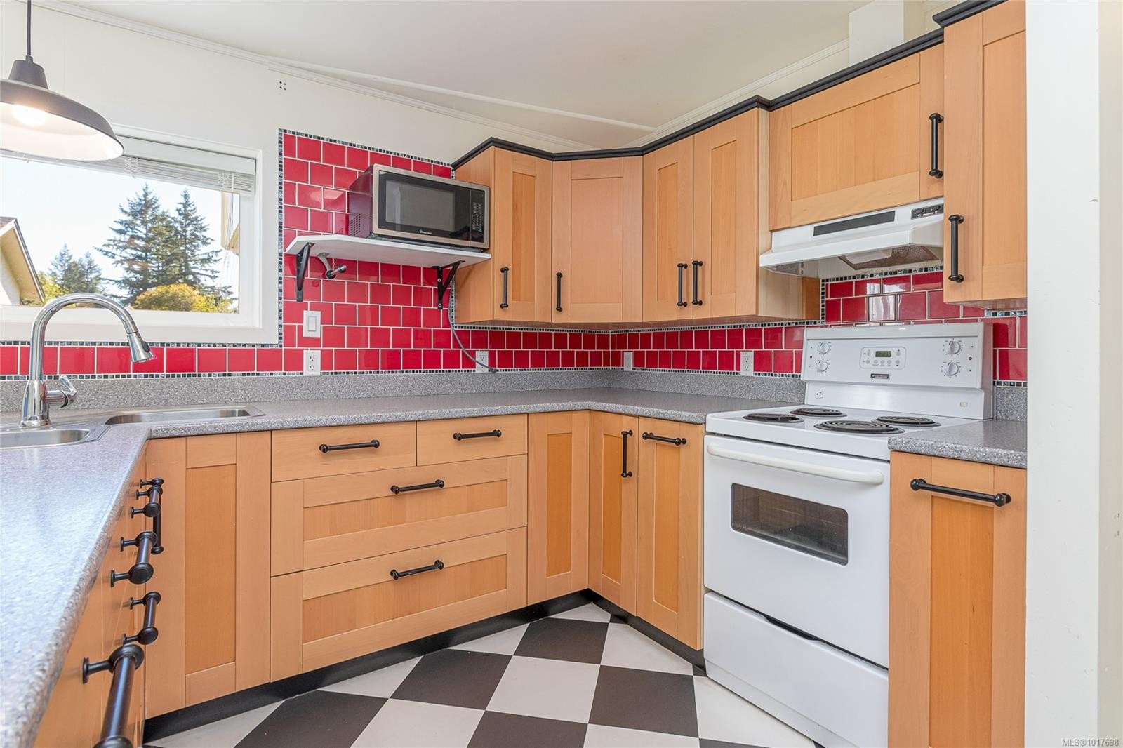 2662 Crozier Rd, Chemainus, BC