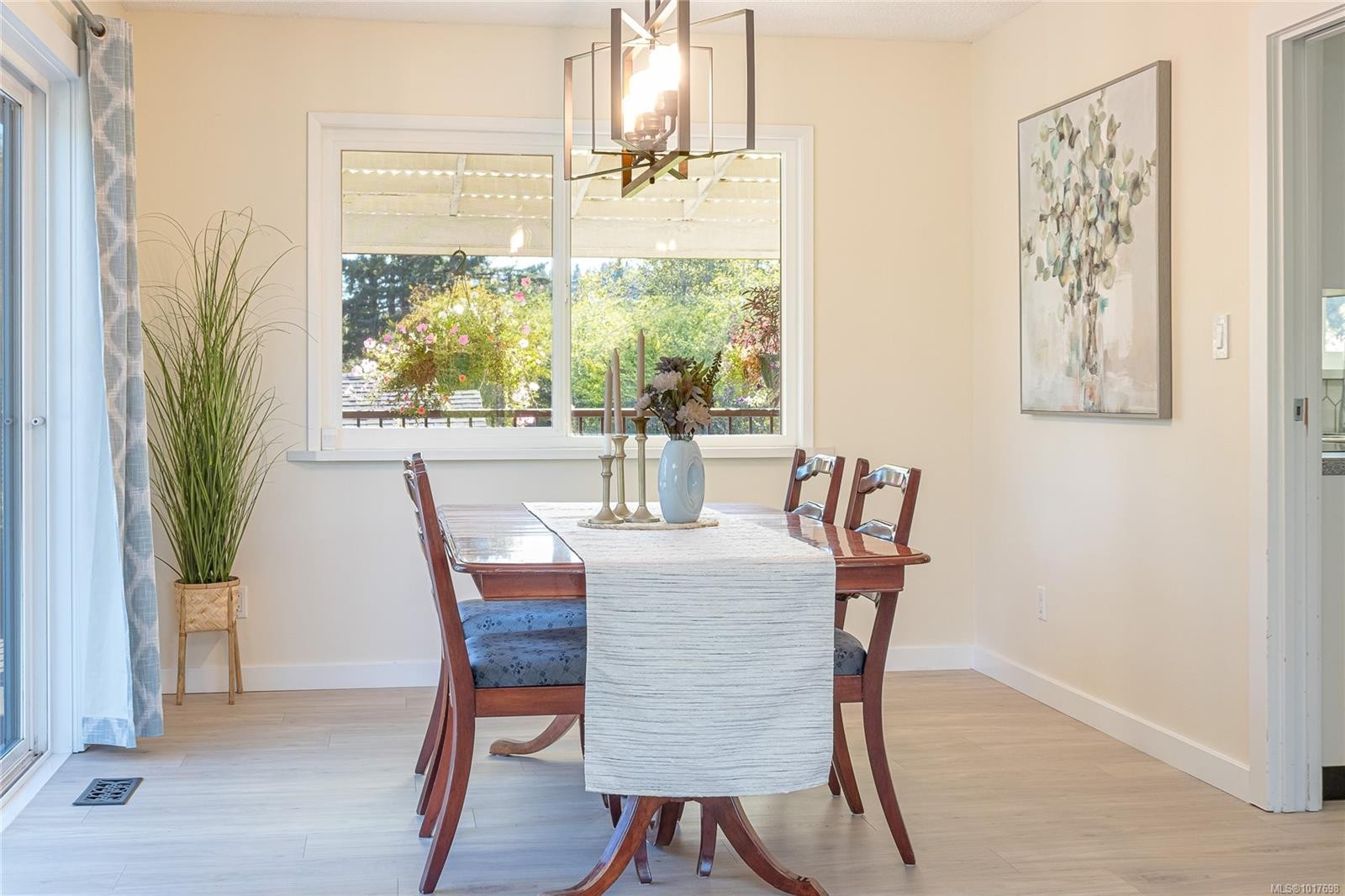 2662 Crozier Rd, Chemainus, BC