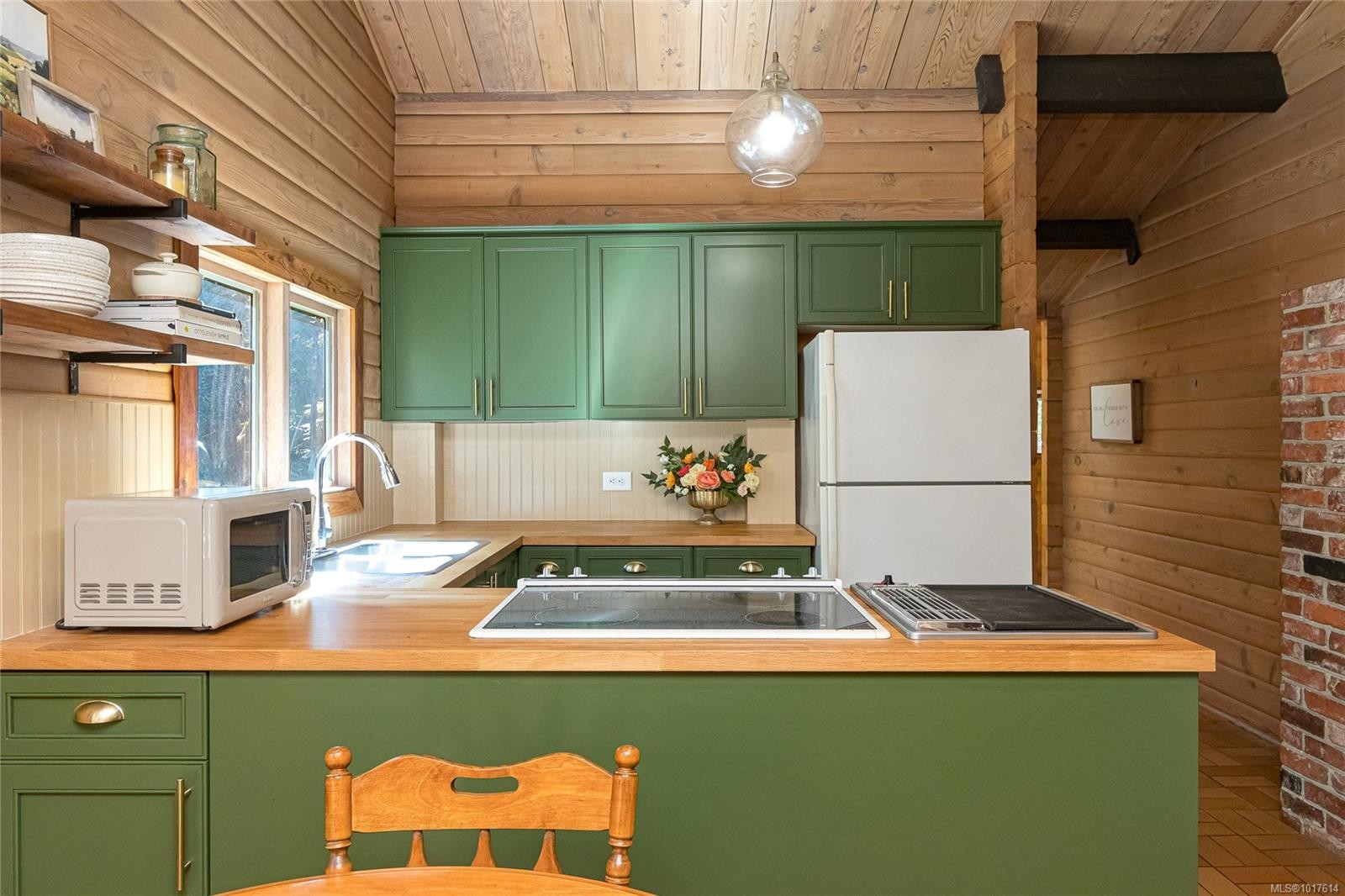 4705 Barrow Rd, Metchosin, BC