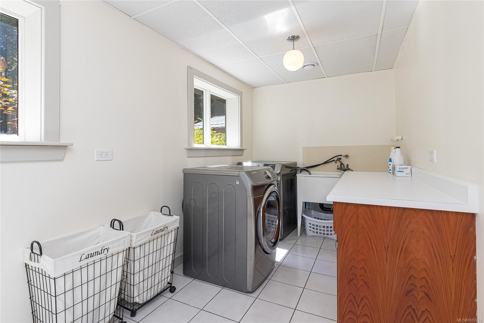 4705 Barrow Rd, Metchosin, BC