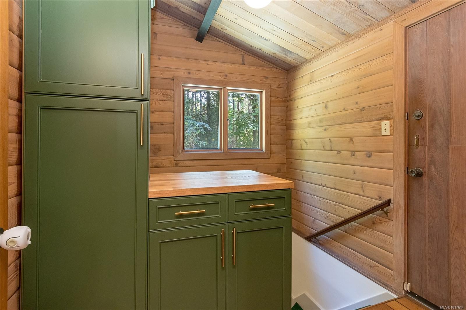 4705 Barrow Rd, Metchosin, BC