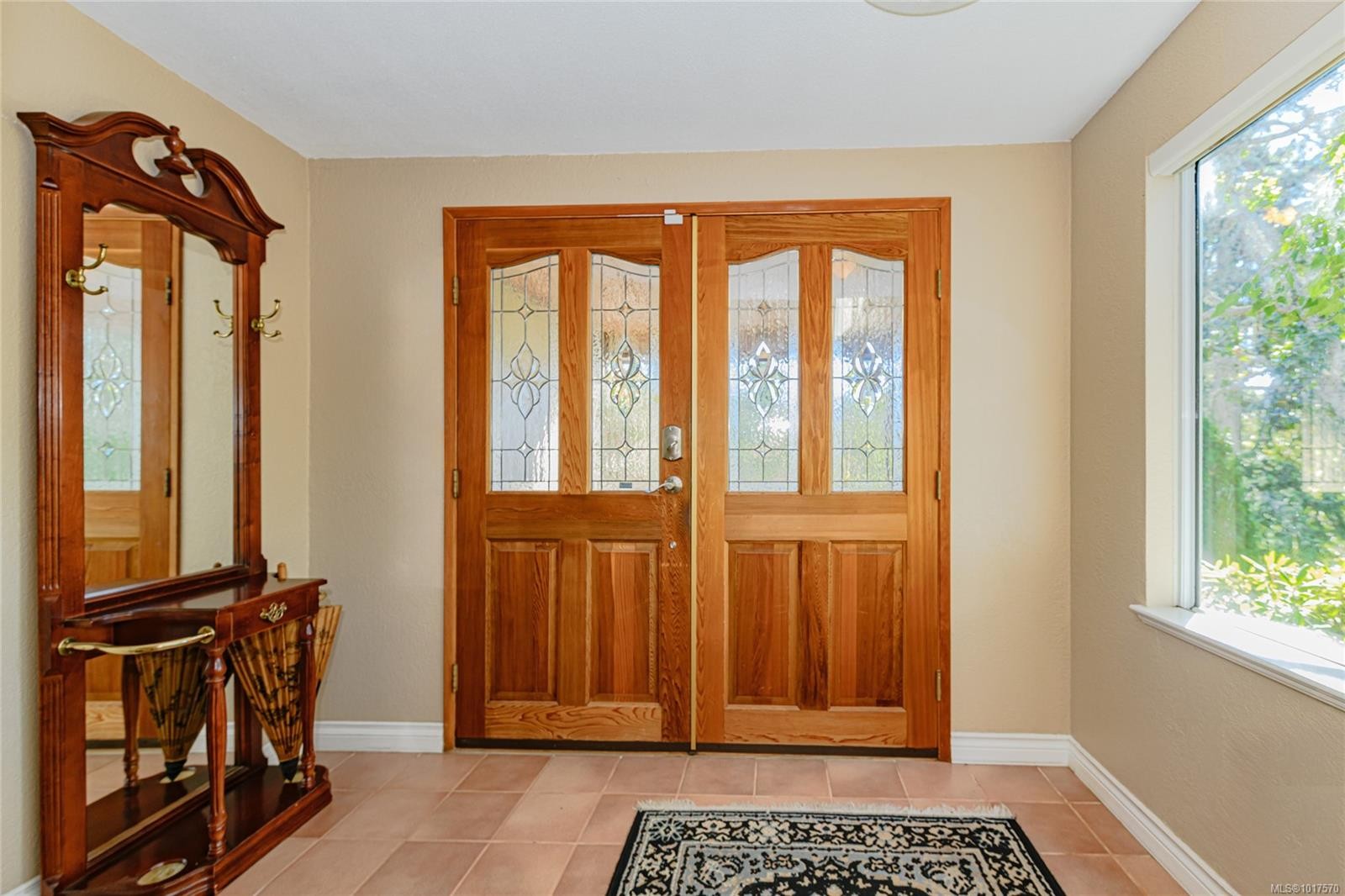 4727 Treetop Hts, Saanich, BC