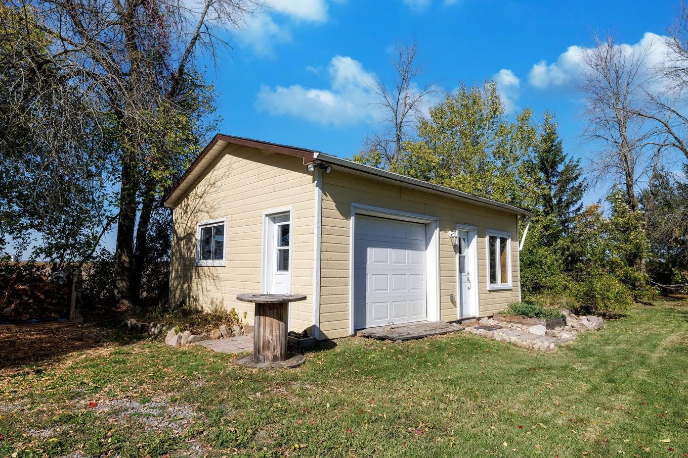 Garage - 830 Ch. St-Thomas, Rigaud, QC - Outdoor