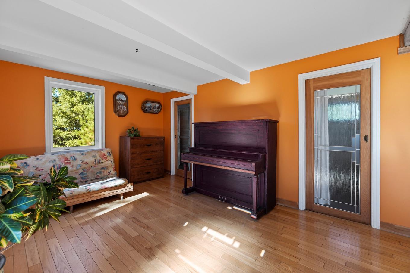 Living room - 830 Ch. St-Thomas, Rigaud, QC - Indoor