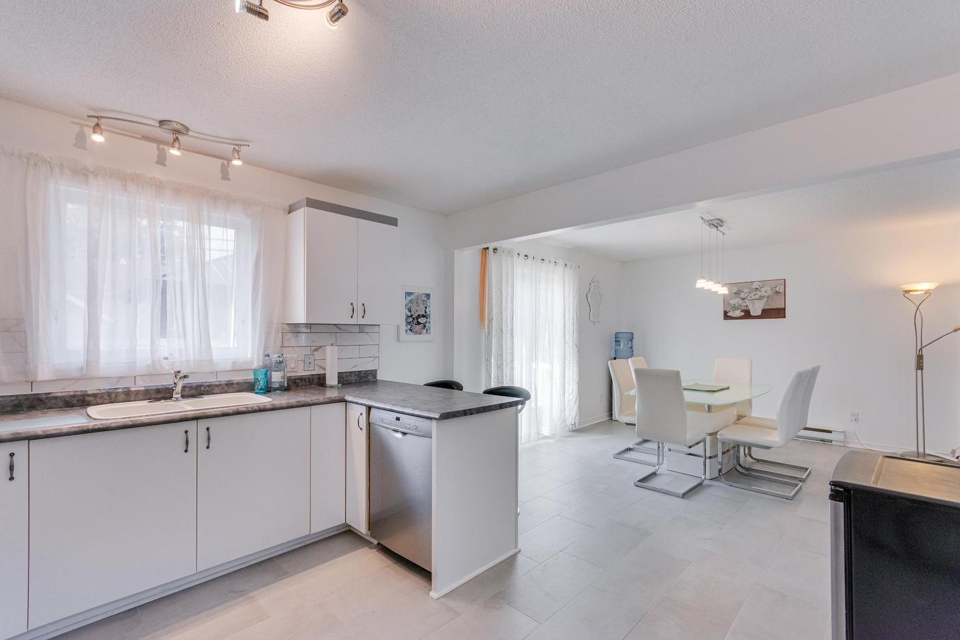 Overall view - 767 Boul. Labrosse, Gatineau (Gatineau), QC - Indoor Photo Showing Kitchen