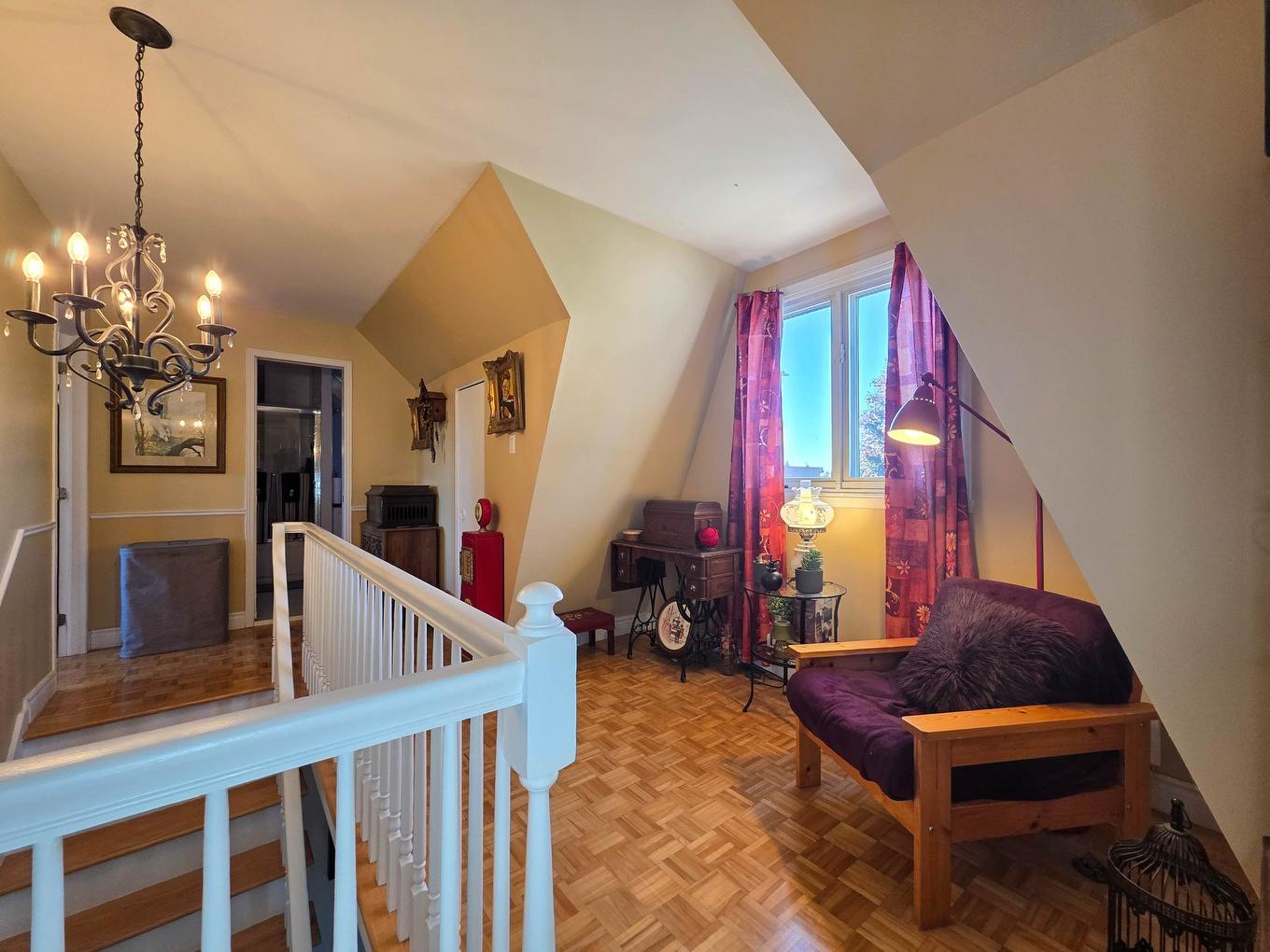 Passageway - 8115 Av. Niagara, Brossard, QC - Indoor Photo Showing Other Room