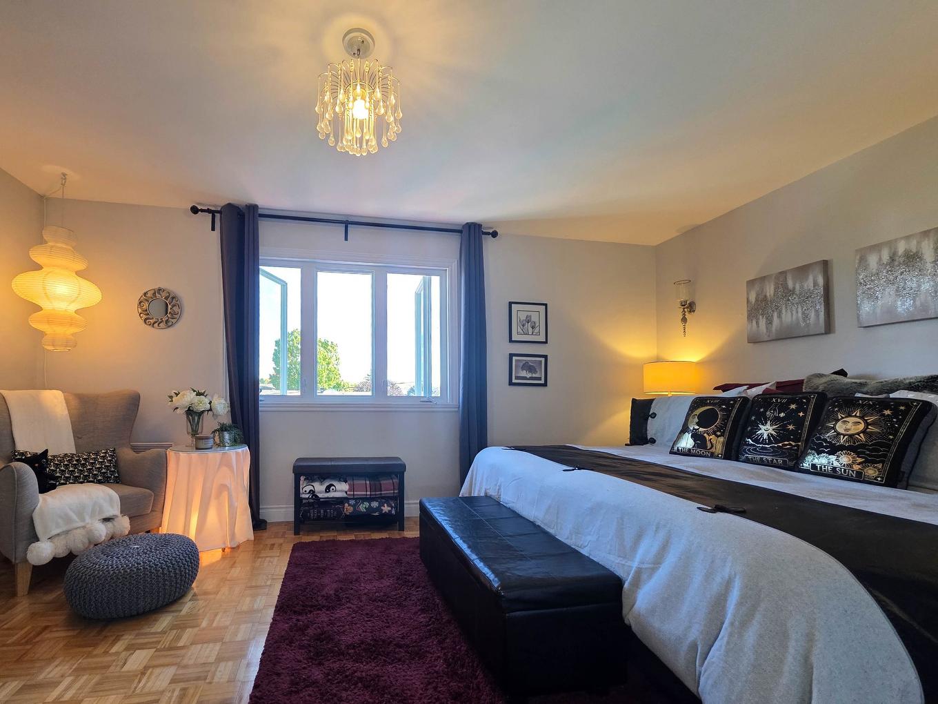 Primary bedroom - 8115 Av. Niagara, Brossard, QC - Indoor Photo Showing Bedroom