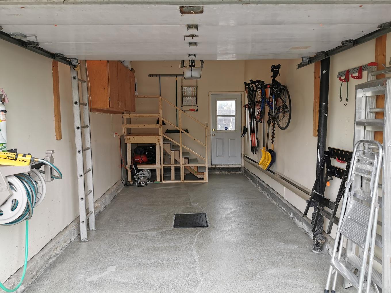 Garage - 8115 Av. Niagara, Brossard, QC - Indoor Photo Showing Other Room