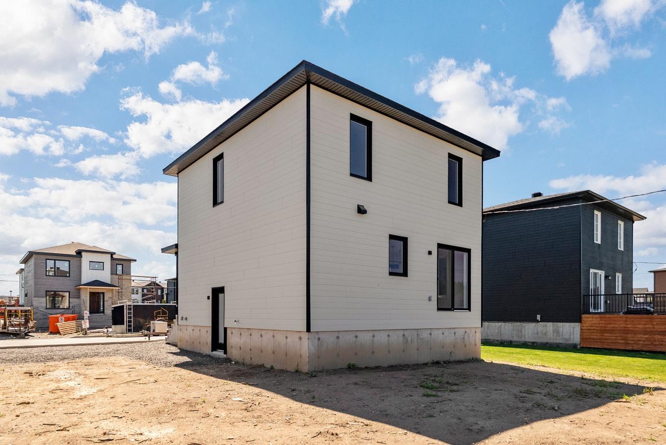 Exterior - Rue Siméon-Drolet, Québec (Les Rivières), QC