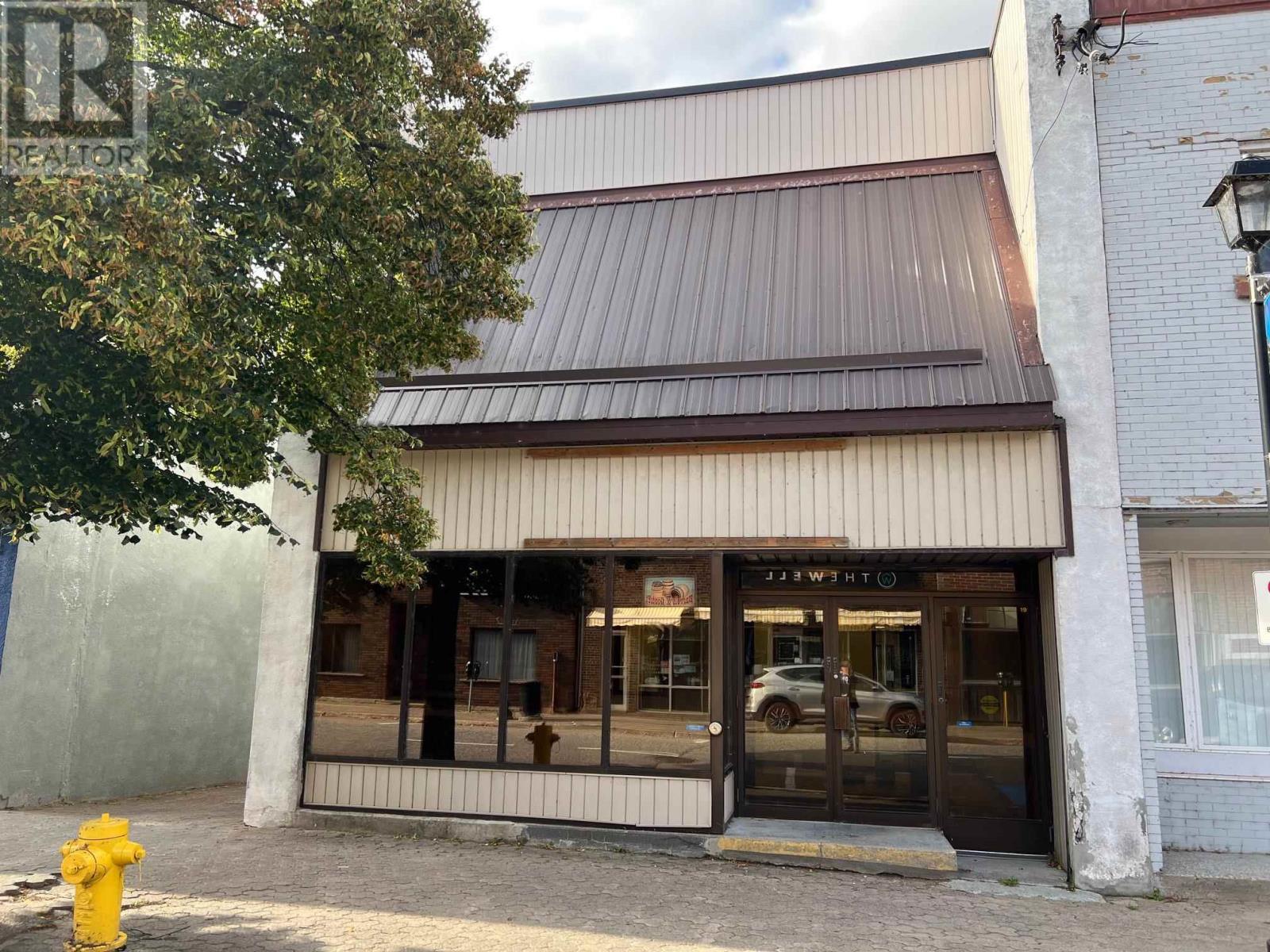 19 Woodward Ave, Blind River, ON