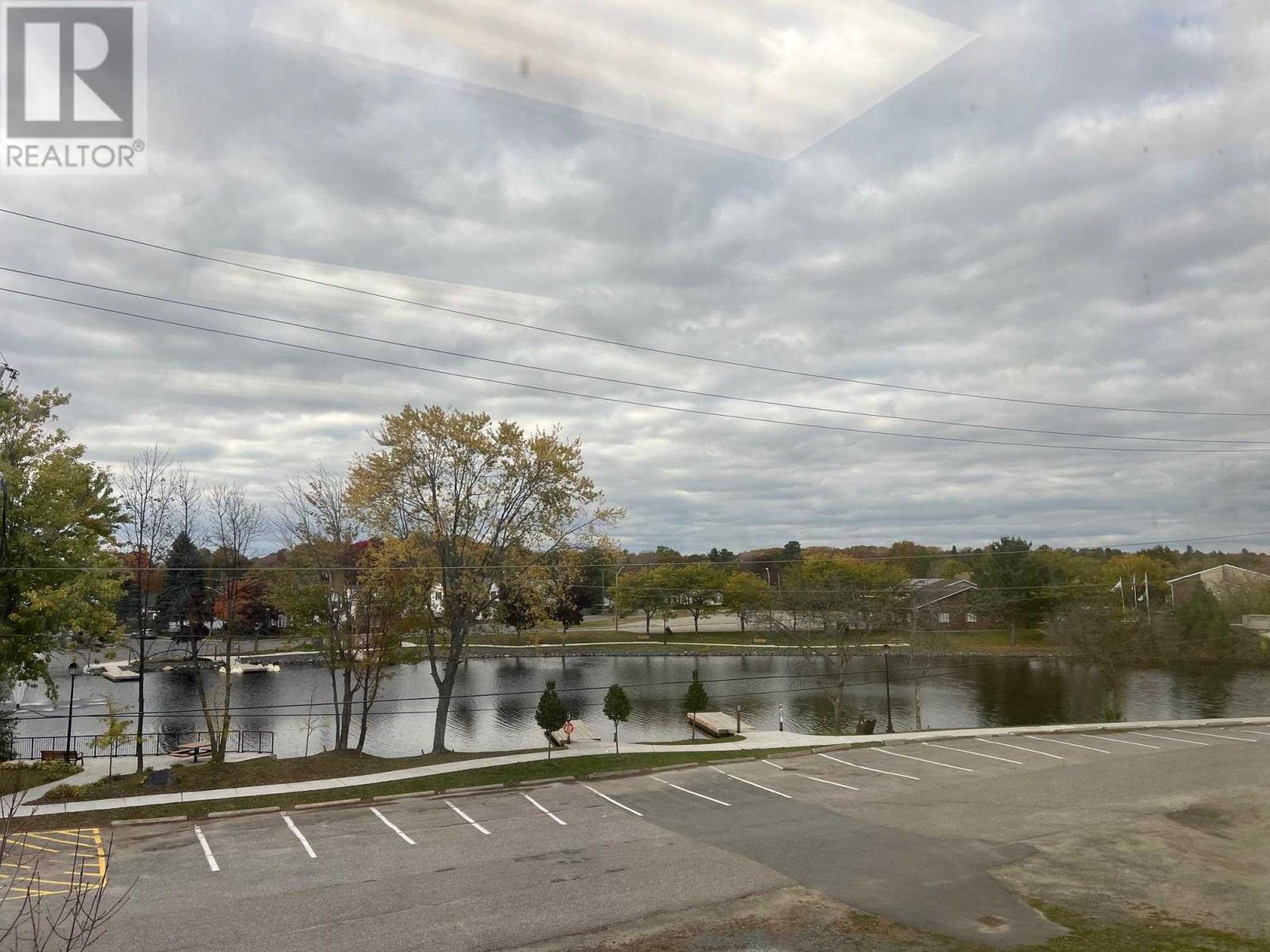 19 Woodward Ave, Blind River, ON