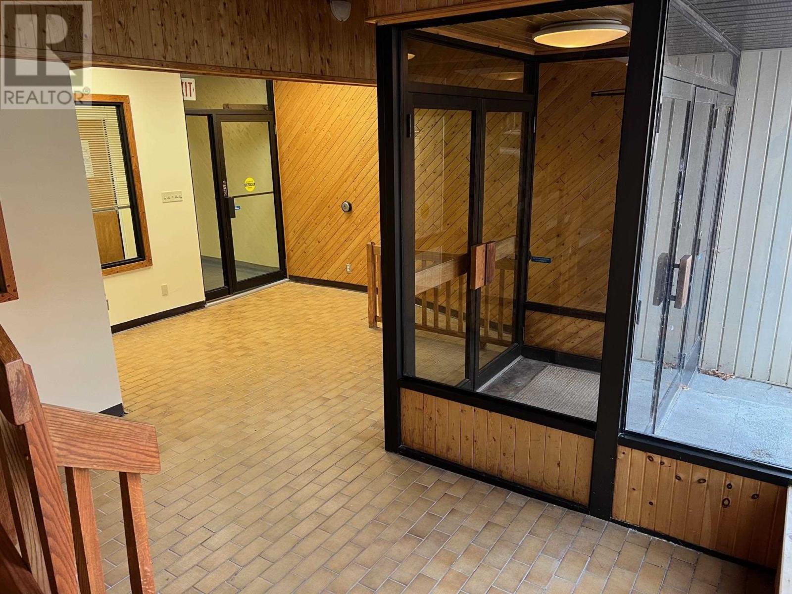 19 Woodward Ave, Blind River, ON