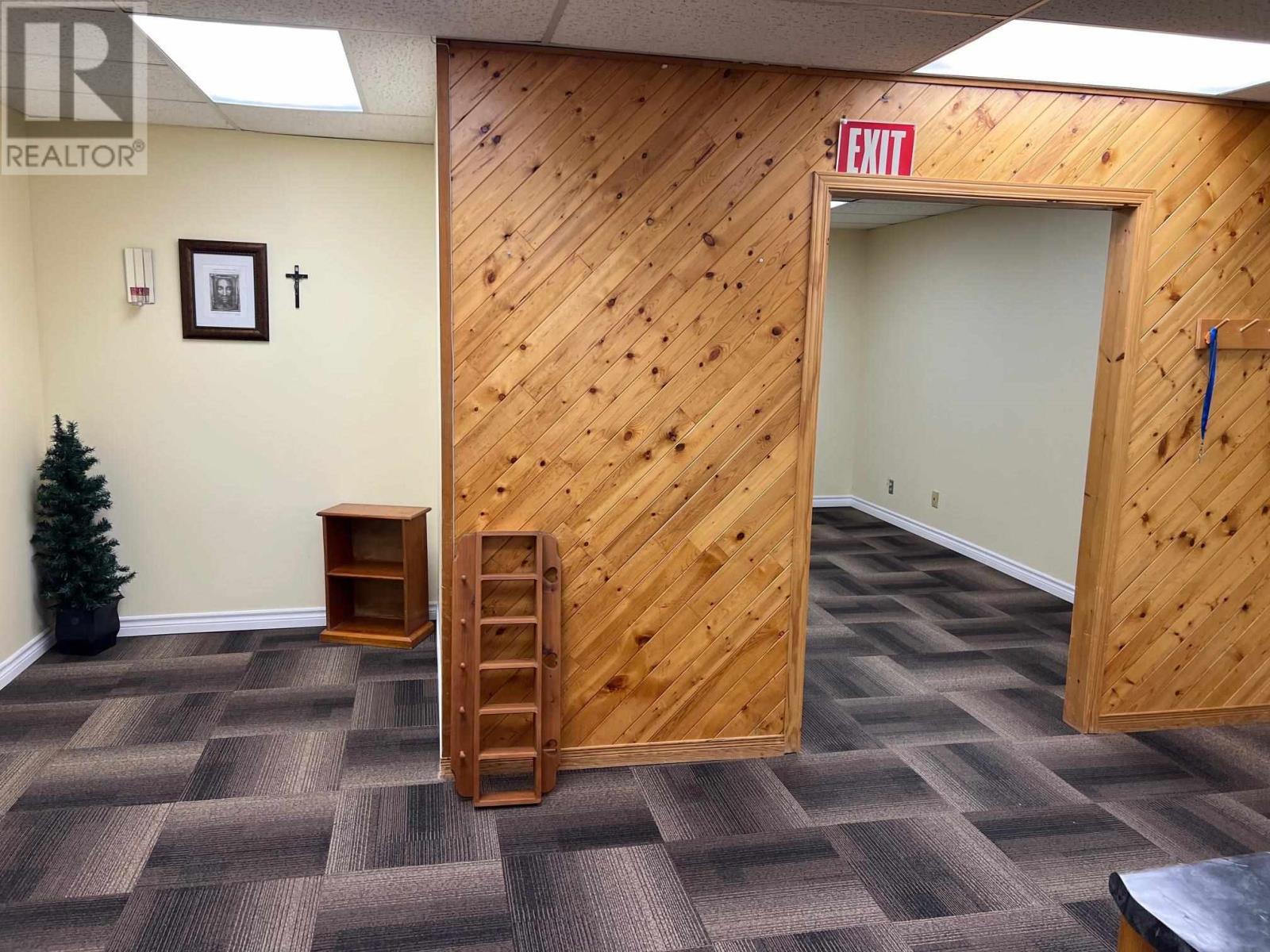 19 Woodward Ave, Blind River, ON