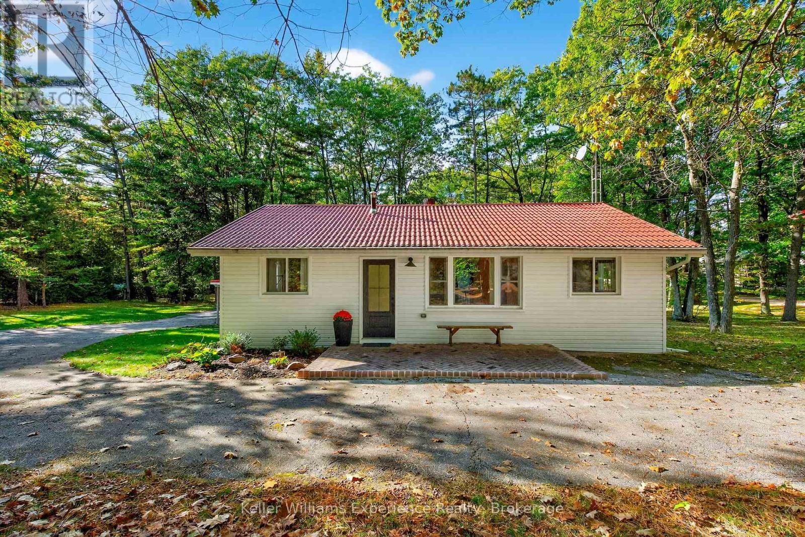 1694 Tiny Beaches Road S, Tiny, ON - Outdoor